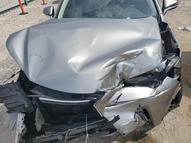 JTJBARBZ8J2168834 - 2018 LEXUS NX 300 BASE Արծաթագույն լուսանկար 12