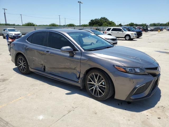 4T1G11AK2RU852322 - 2024 TOYOTA CAMRY SE NIGHT SHADE GRAY photo 4