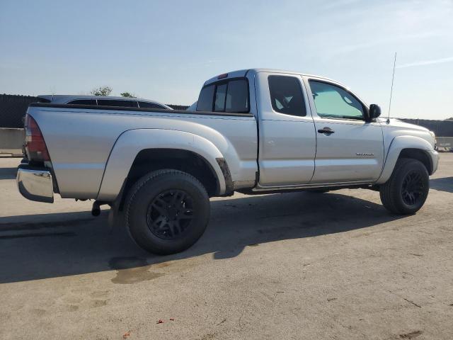 5TFTU4GN1DX044113 - 2013 TOYOTA TACOMA PRERUNNER ACCESS CAB SILVER photo 3