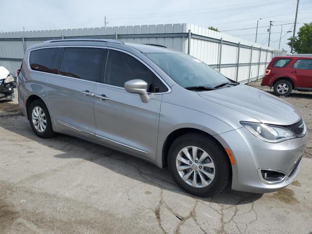 2C4RC1EG7JR108133 - 2018 CHRYSLER PACIFICA TOURING L PLUS SILVER photo 4