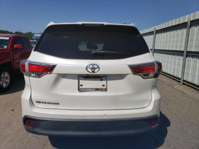 5TDZARFH1GS018844 - 2016 TOYOTA HIGHLANDER LE WHITE photo 6