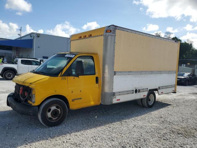 2002 GMC SAVANA CARGO 15 CUTAWAY G3500, null