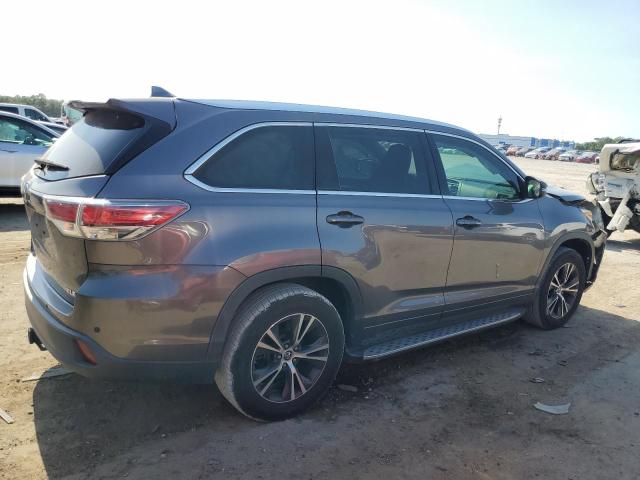 5TDKKRFH5GS126110 - 2016 TOYOTA HIGHLANDER XLE GRAY photo 3