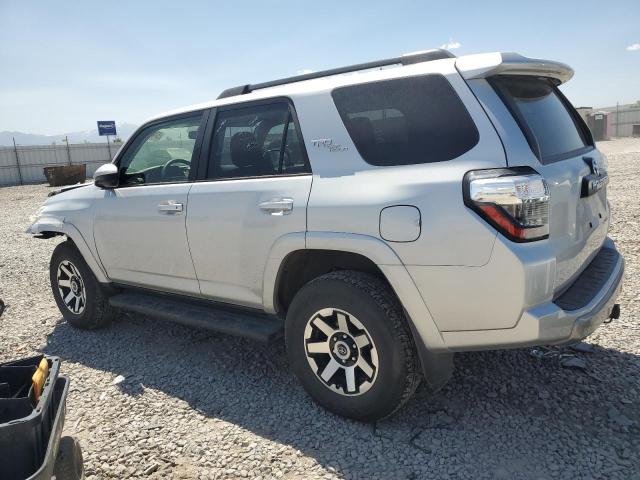 JTEPU5JR7M5934528 - 2021 TOYOTA 4RUNNER SR5/SR5 PREMIUM 银色 照片 2