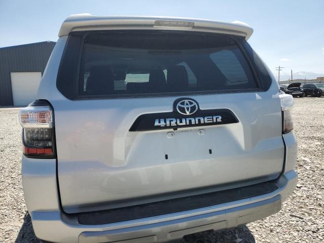 JTEPU5JR7M5934528 - 2021 TOYOTA 4RUNNER SR5/SR5 PREMIUM 银色 照片 6
