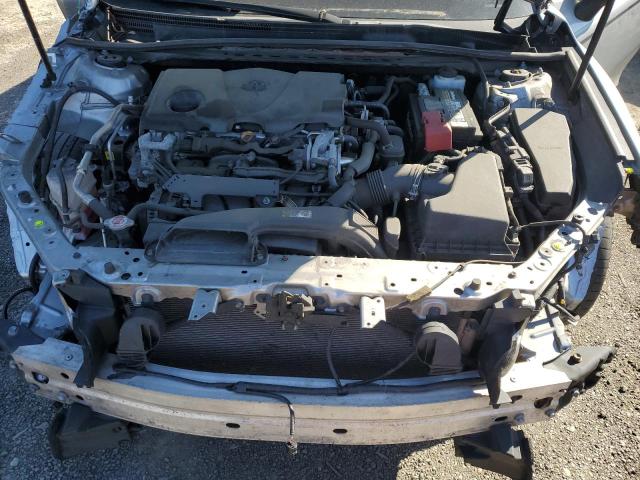 4T1C11AK7LU952003 - 2020 TOYOTA CAMRY LE SILVER photo 11