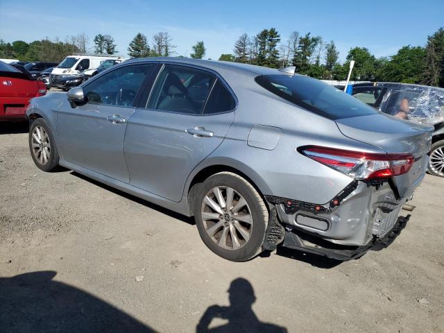 4T1C11AK7LU952003 - 2020 TOYOTA CAMRY LE SILVER photo 2