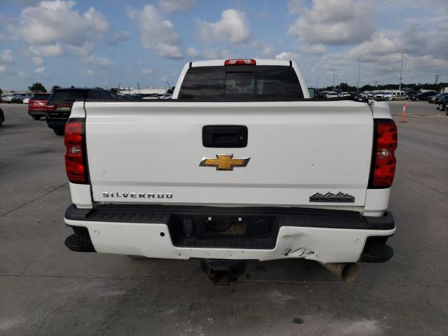 1GC4K1EY5JF220166 - 2018 CHEVROLET SILVERADO K3500 HIGH COUNTRY WHITE photo 6