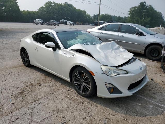 JF1ZNAA14D1704147 - 2013 TOYOTA SCION FR-S 白色 照片 4