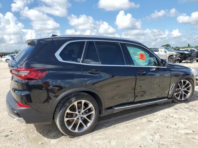 5UXCR6C06P9P96257 - 2023 BMW X5 XDRIVE40I BLACK photo 3