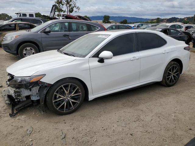 4T1S31AK4RU076117 - 2024 TOYOTA CAMRY SE NIGHT SHADE WHITE photo 1