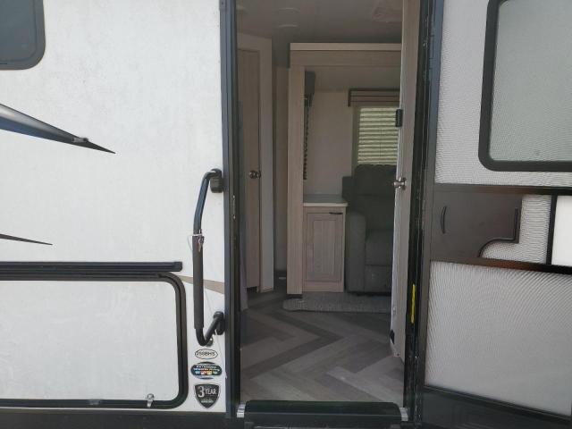 5RXDB3028N1510075 - 2022 HEARTLAND SHADOWCRSR Білий фото 6