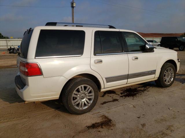 5LMJJ2H50BEJ06217 - 2011 LINCOLN NAVIGATOR თეთრი ფოტო 3