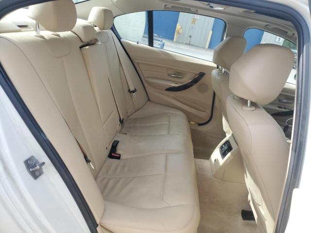 WBA3C3C57DF980971 - 2013 BMW 320 I XDRIVE WHITE photo 10