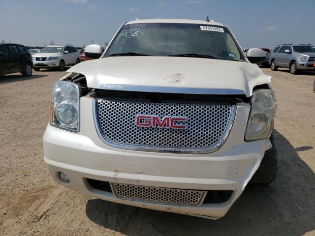 1GKS2MEF1DR364103 - 2013 GMC YUKON XL DENALI WHITE photo 5