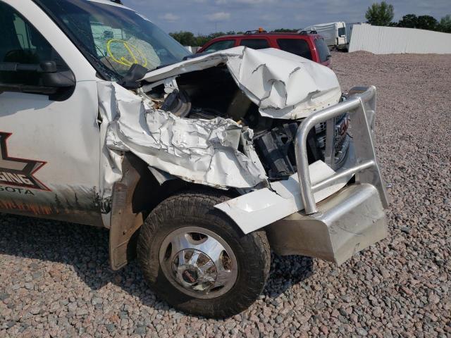 1GD423CG1EF149698 - 2014 GMC SIERRA K3500 SLE WHITE photo 9