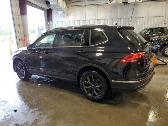3VV2B7AX5NM111365 - 2022 VOLKSWAGEN TIGUAN SE BLACK photo 2