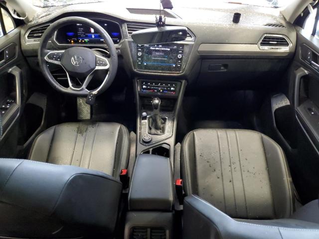 3VV2B7AX5NM111365 - 2022 VOLKSWAGEN TIGUAN SE BLACK photo 8