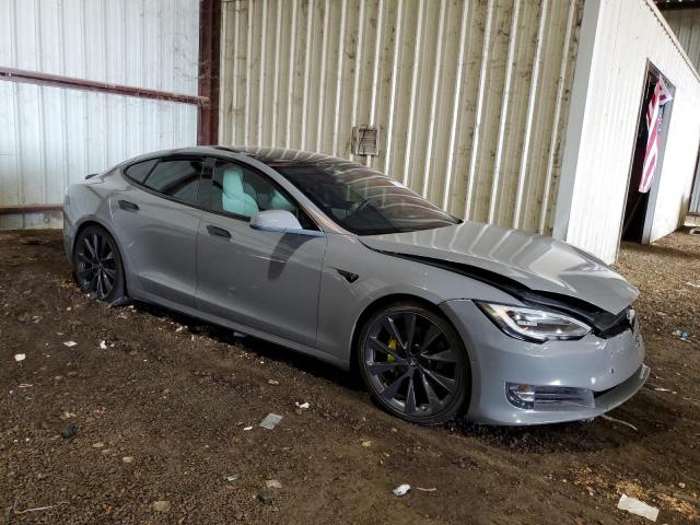 5YJSA1E25JF284752 - 2018 TESLA MODEL S ნაცრისფერი ფოტო 4