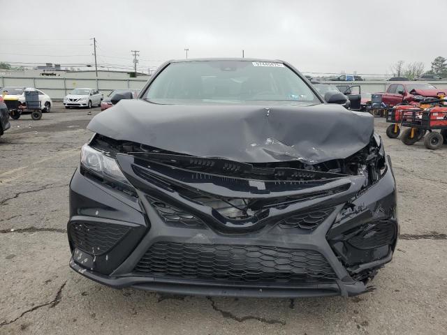 4T1G11AK2PU787355 - 2023 TOYOTA CAMRY SE NIGHT SHADE BLACK photo 5