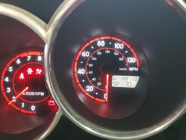 2T1KR32EX6C623679 - 2006 TOYOTA COROLLA MA XR WHITE photo 9