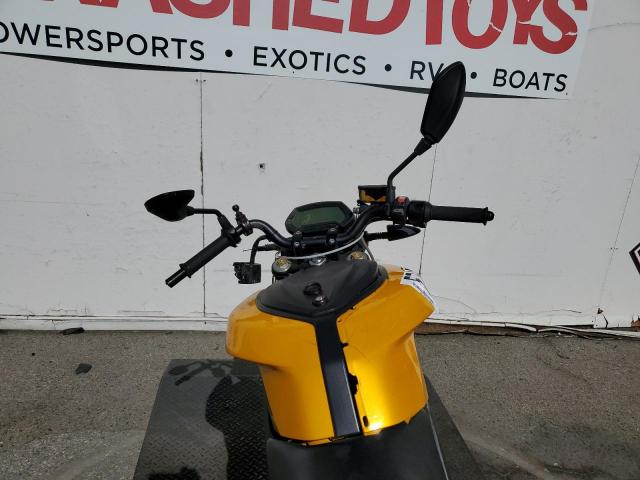 538SMBZ48HCA07233 - 2017 ZERO MOTORCYCLES INC S 6.5 YELLOW photo 8