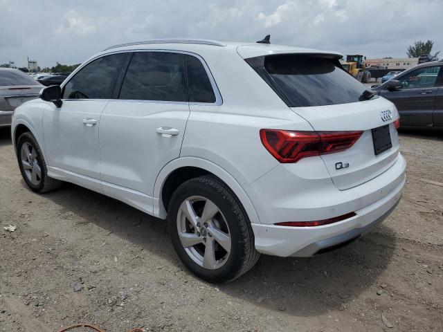 WA1AECF36L1025373 - 2020 AUDI Q3 PREMIUM WHITE photo 2