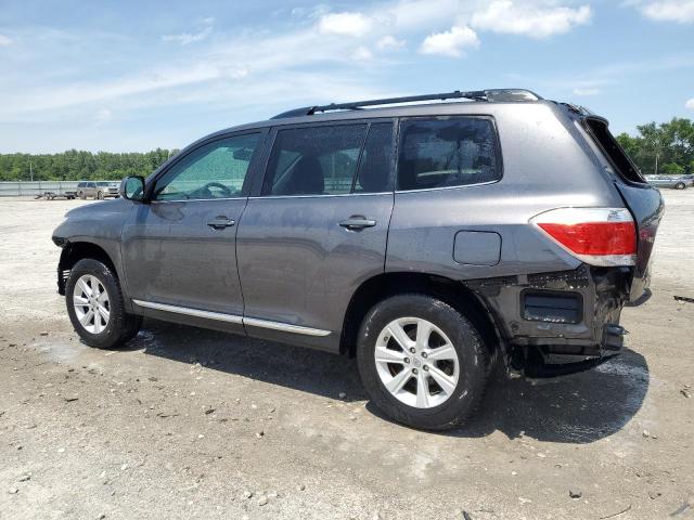 5TDZK3EH0DS092635 - 2013 TOYOTA HIGHLANDER BASE GRAY photo 2