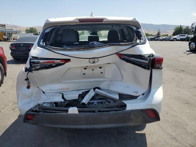 5TDZZRAH9MS056348 - 2021 TOYOTA HIGHLANDER L WHITE photo 6