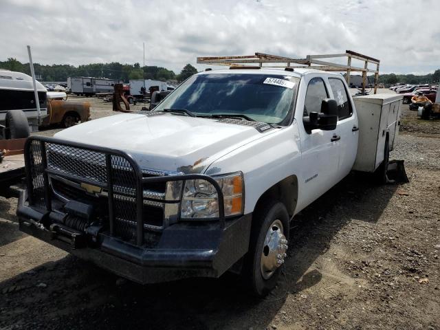 1GB7CZB68AF118182 - 2010 CHEVROLET SILVERADO C3500 WHITE photo 2