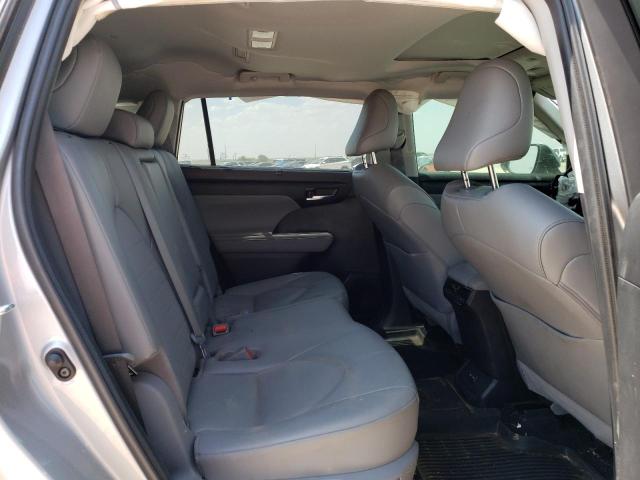 5TDHZRBH2NS207283 - 2022 TOYOTA HIGHLANDER XLE Gümüş foto 11