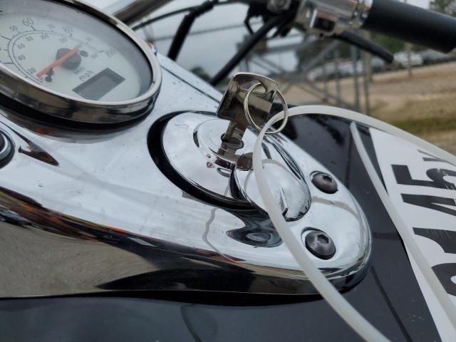 JH2RC44373M702167 - 2003 HONDA VT750 CDA 黑色 照片 8