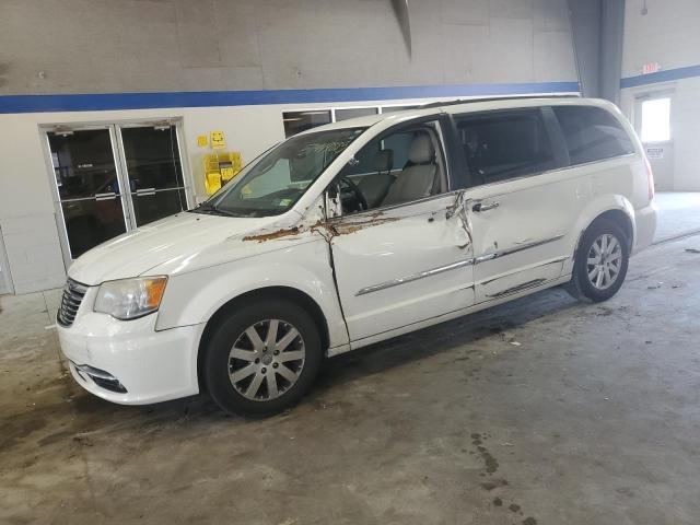 2A4RR8DG4BR759496 - 2011 CHRYSLER TOWN & COU TOURING L WHITE photo 1