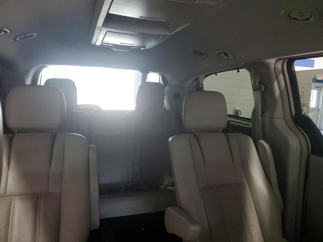 2A4RR8DG4BR759496 - 2011 CHRYSLER TOWN & COU TOURING L WHITE photo 10