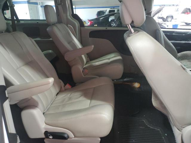 2A4RR8DG4BR759496 - 2011 CHRYSLER TOWN & COU TOURING L WHITE photo 11