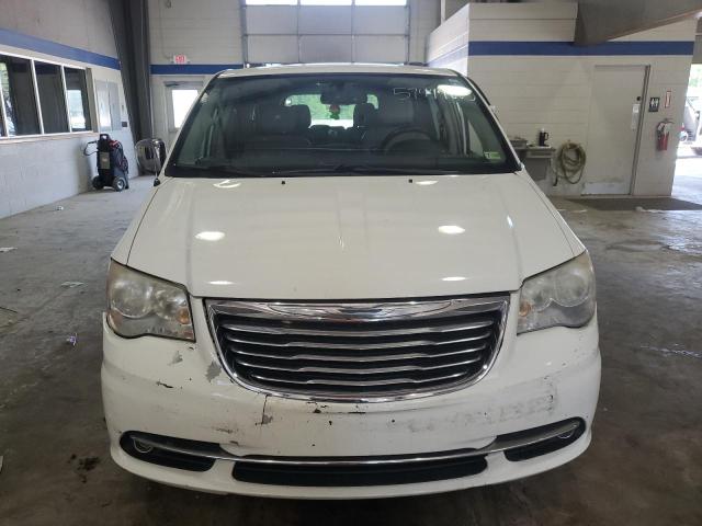 2A4RR8DG4BR759496 - 2011 CHRYSLER TOWN & COU TOURING L WHITE photo 5
