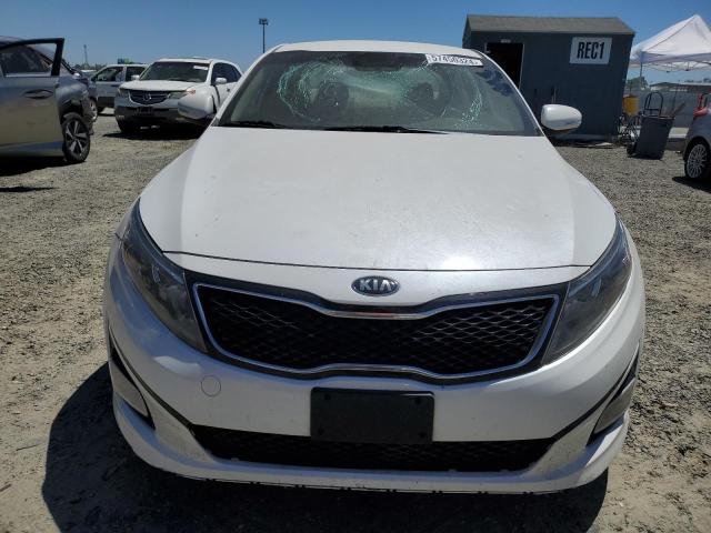 KNAGM4A71F5559104 - 2015 KIA OPTIMA LX WHITE photo 5