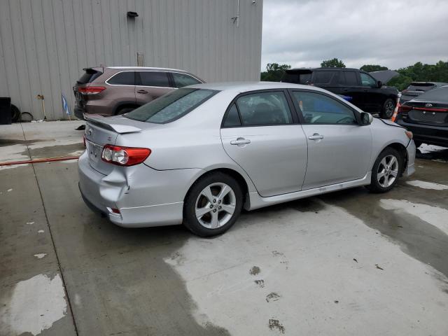 5YFBU4EE2CP042866 - 2012 TOYOTA COROLLA BASE Silber Foto 3
