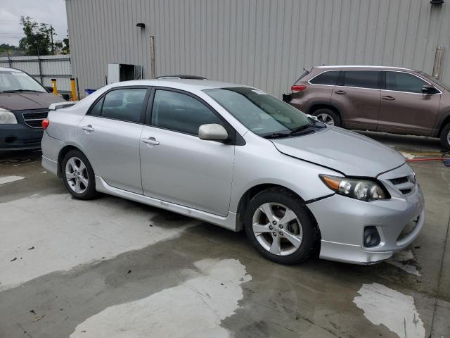 5YFBU4EE2CP042866 - 2012 TOYOTA COROLLA BASE Silber Foto 4