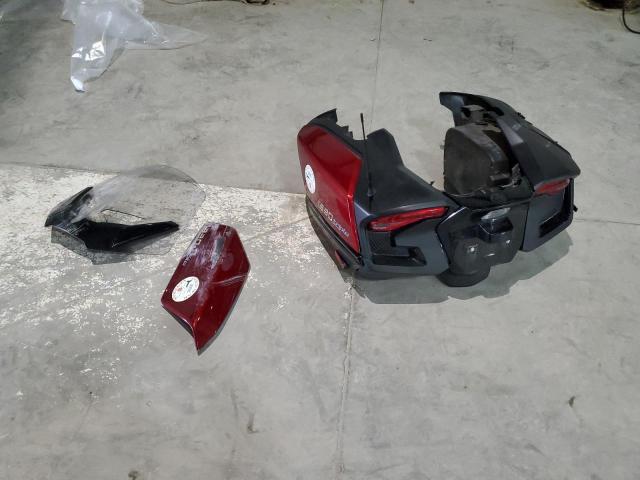 2BXNBDD42MV000783 - 2021 CAN-AM SPYDER ROA RT RED photo 9