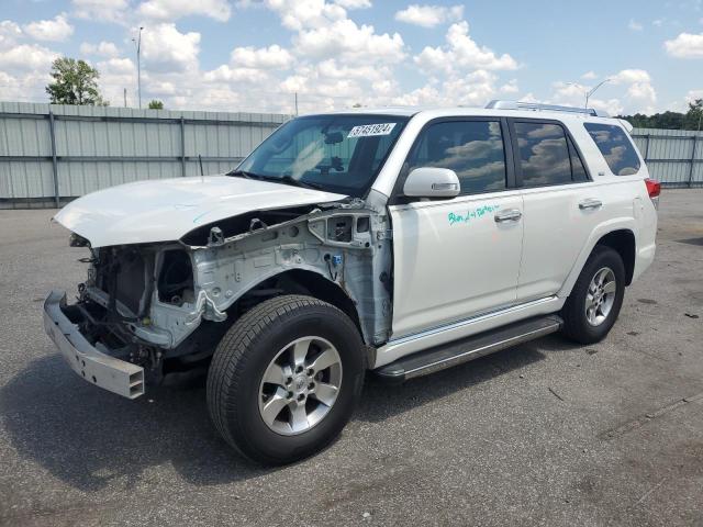 JTEZU5JRXB5031201 - 2011 TOYOTA 4RUNNER SR5 WHITE photo 1