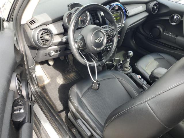 WMWXP5C52J2D71696 - 2018 MINI COOPER Grau Foto 8