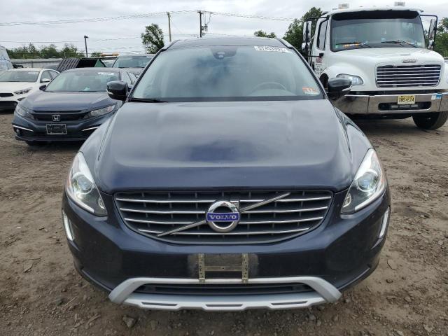 YV449MRR6H2216755 - 2017 VOLVO XC60 T6 DYNAMIC BLUE photo 5