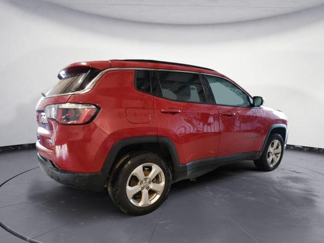 3C4NJDBB4JT117092 - 2018 JEEP COMPASS LATITUDE RED photo 3