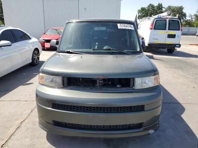 JTLKT324764053110 - 2006 TOYOTA SCION XB GRAY photo 5