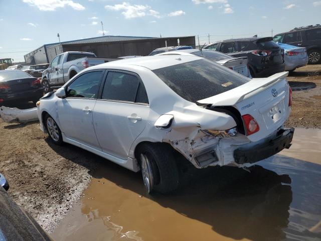 1NXBU4EE6AZ281686 - 2010 TOYOTA COROLLA 4 BASE WHITE photo 2