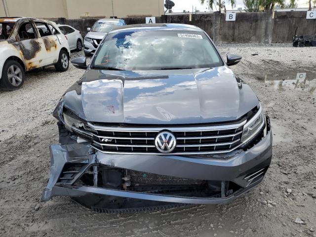 1VWDT7A3XHC045481 - 2017 VOLKSWAGEN PASSAT R-LINE Boz foto 5