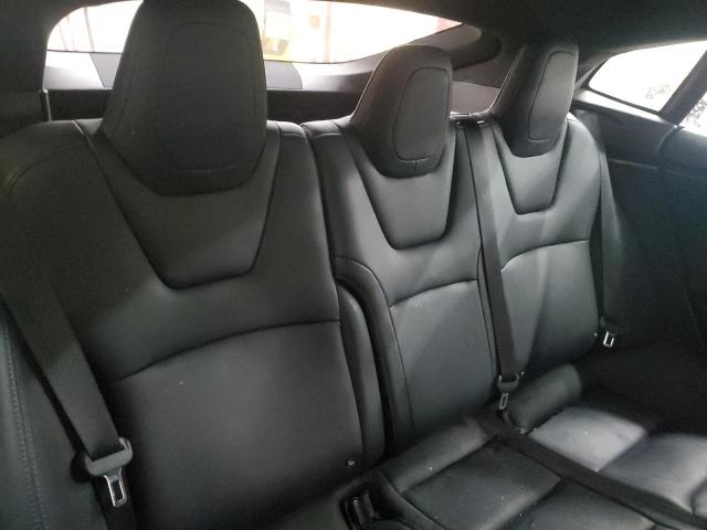 5YJSA1E29JF295592 - 2018 TESLA MODEL S RED photo 10