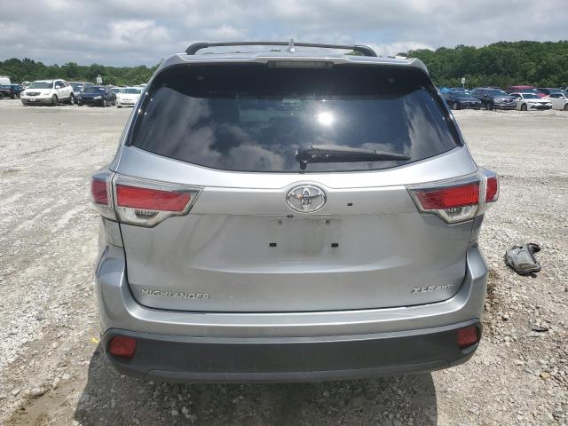 5TDJKRFH0GS229463 - 2016 TOYOTA HIGHLANDER XLE SILVER photo 6
