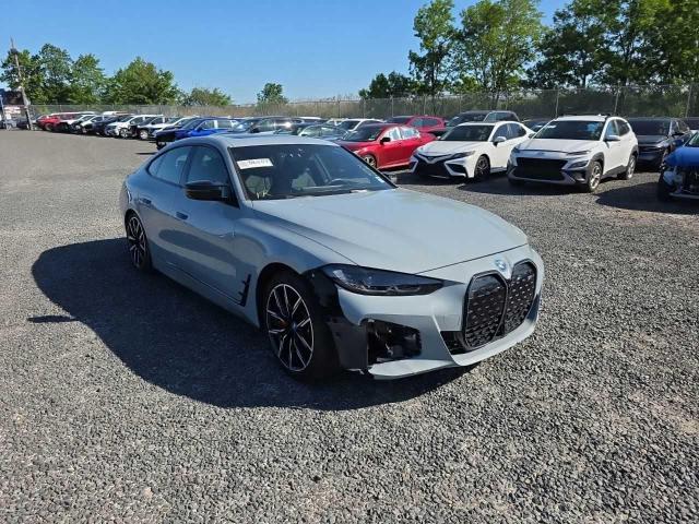 WBY33AW00RFT04066 - 2024 BMW I4 M50 BLUE photo 3